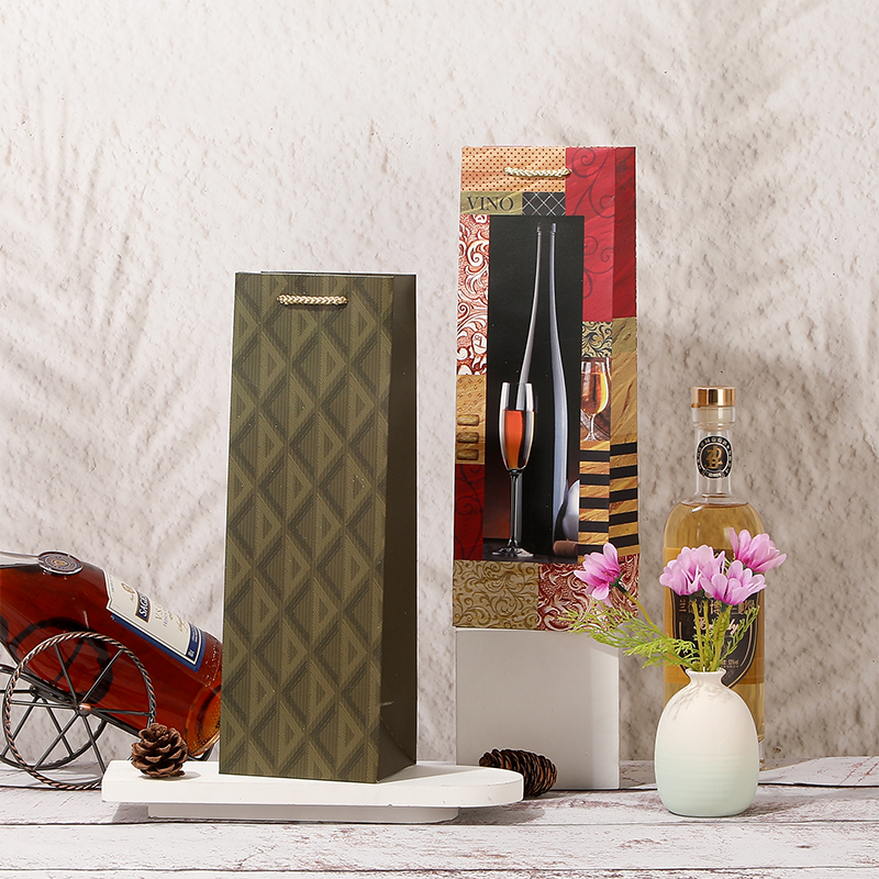 Single Wine Bottle Paper Gift Bags with Rope Handles