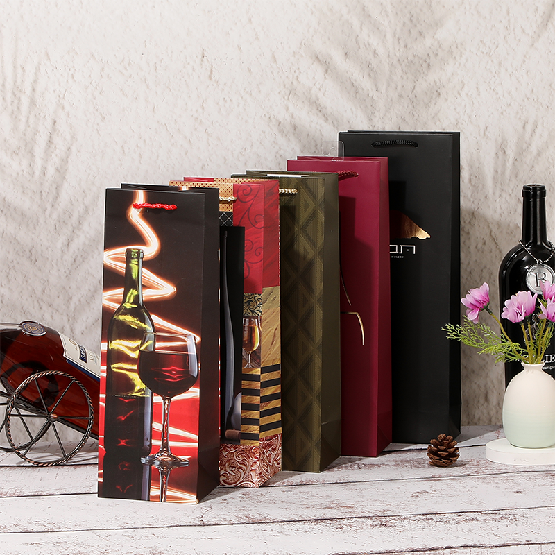 Single Wine Bottle Paper Gift Bags with Rope Handles